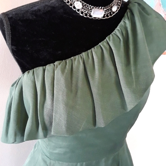 Fab'rik Olive Green Ruffled Off The Shoulder Dress - Picture 5 of 14